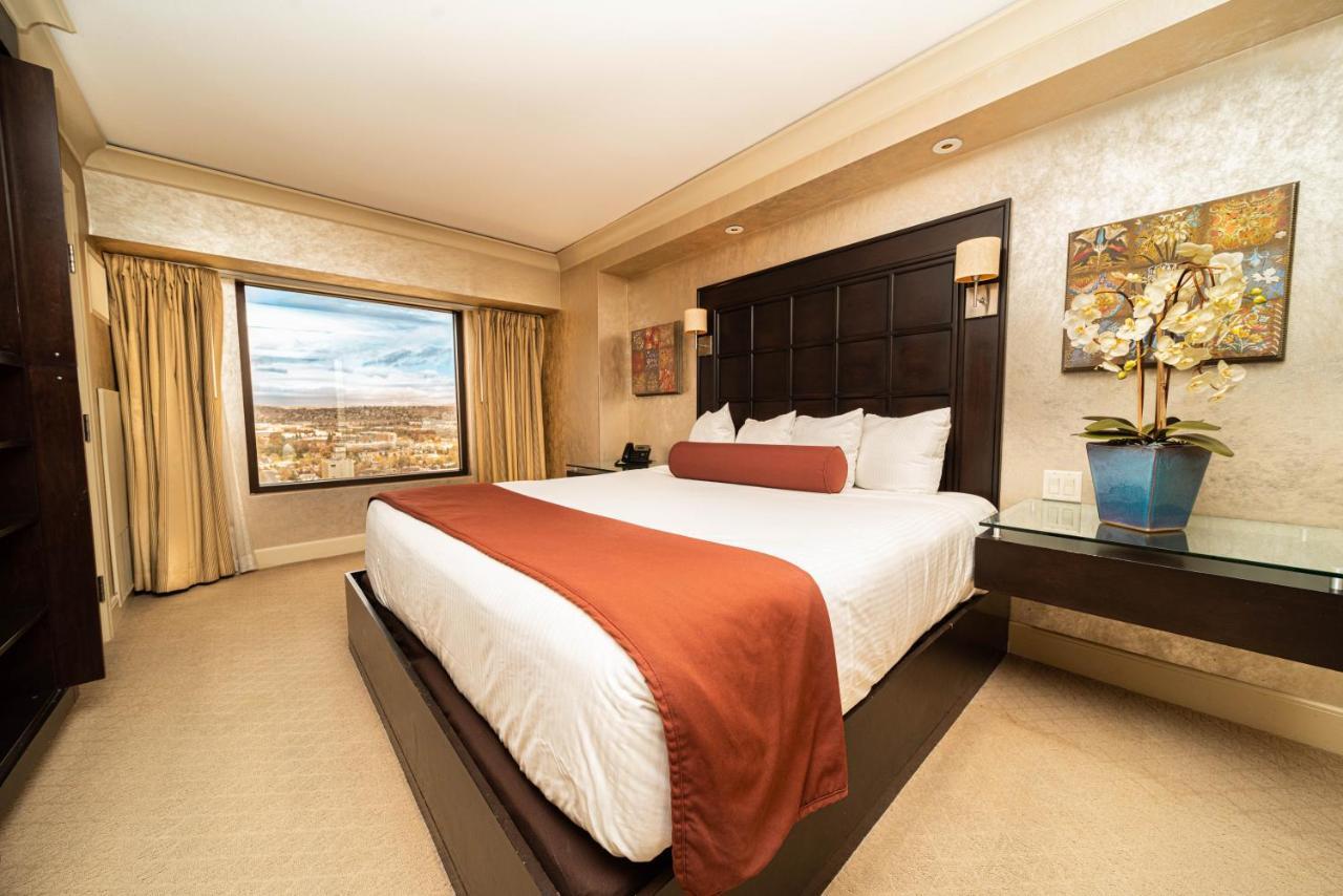 Reno Suites Exteriér fotografie